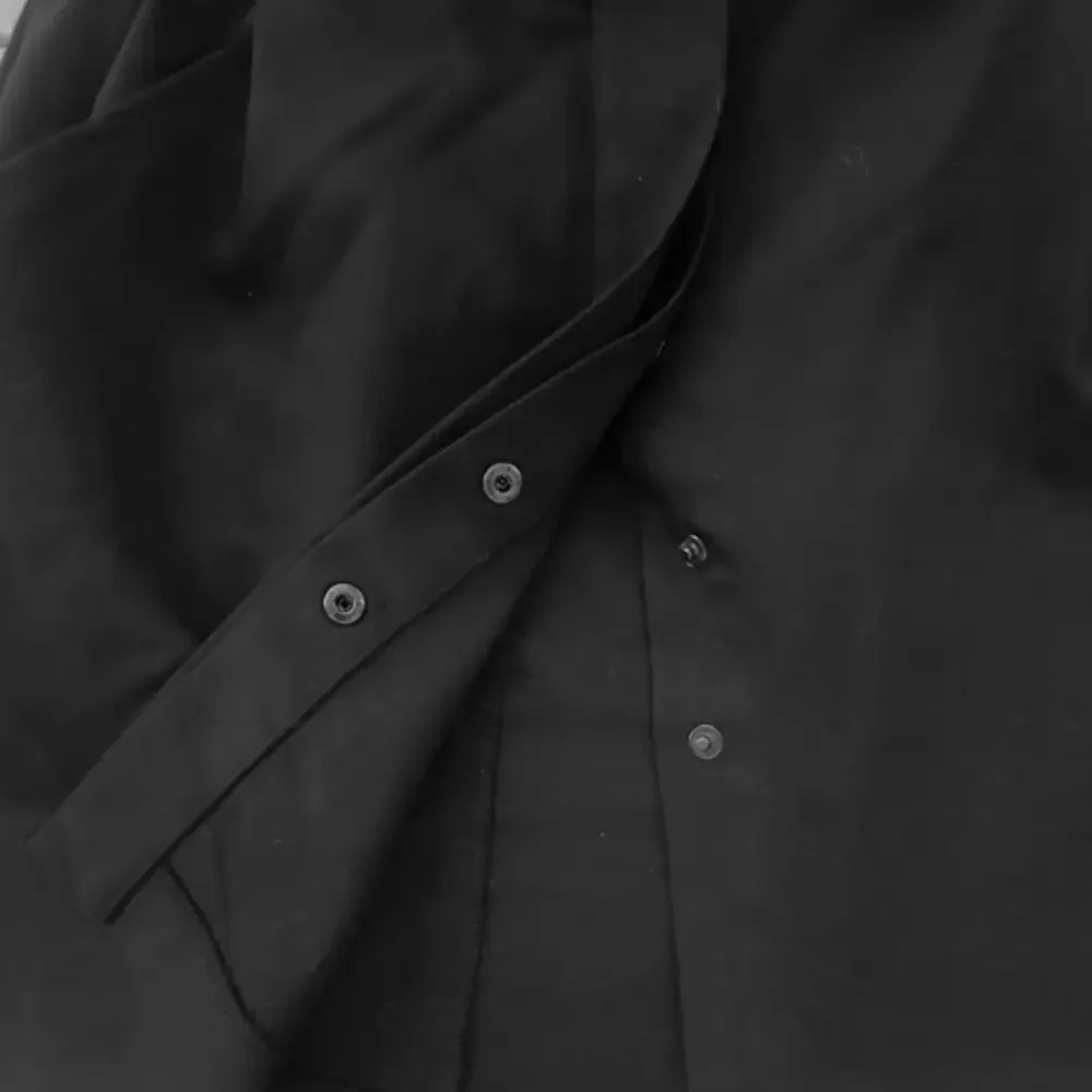 Zara details elastic